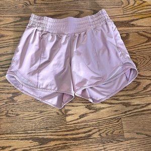 High rise 4” hotty hot shorts size 4